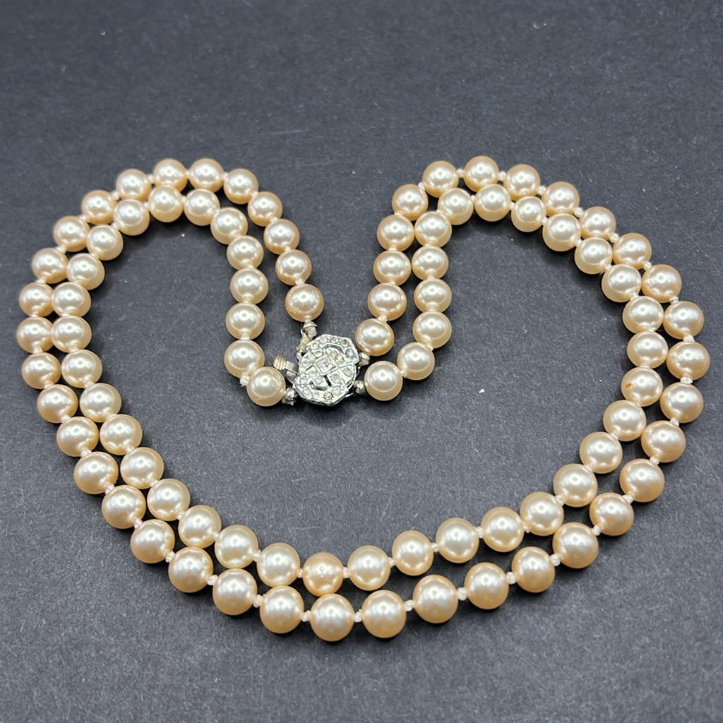 Vintage Japan Faux Pearl Necklace Rhinestone Clasp